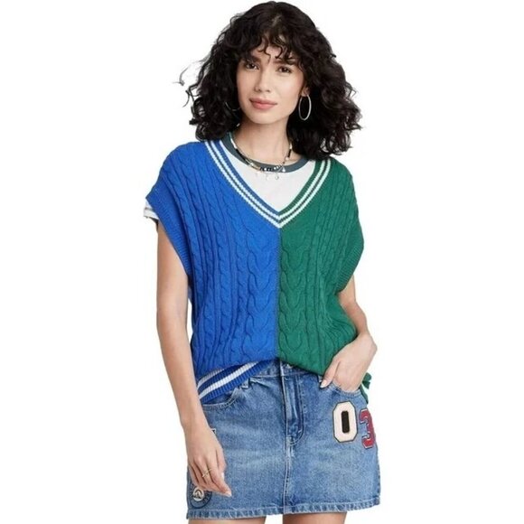 Womens Cable Knit Two Color Sweater Vest | Wild Fable | Small - Picture 2 of 12